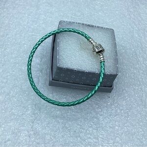 Pandora, “ 18CM/7 Inches Caribbean Green Leather Bracelet